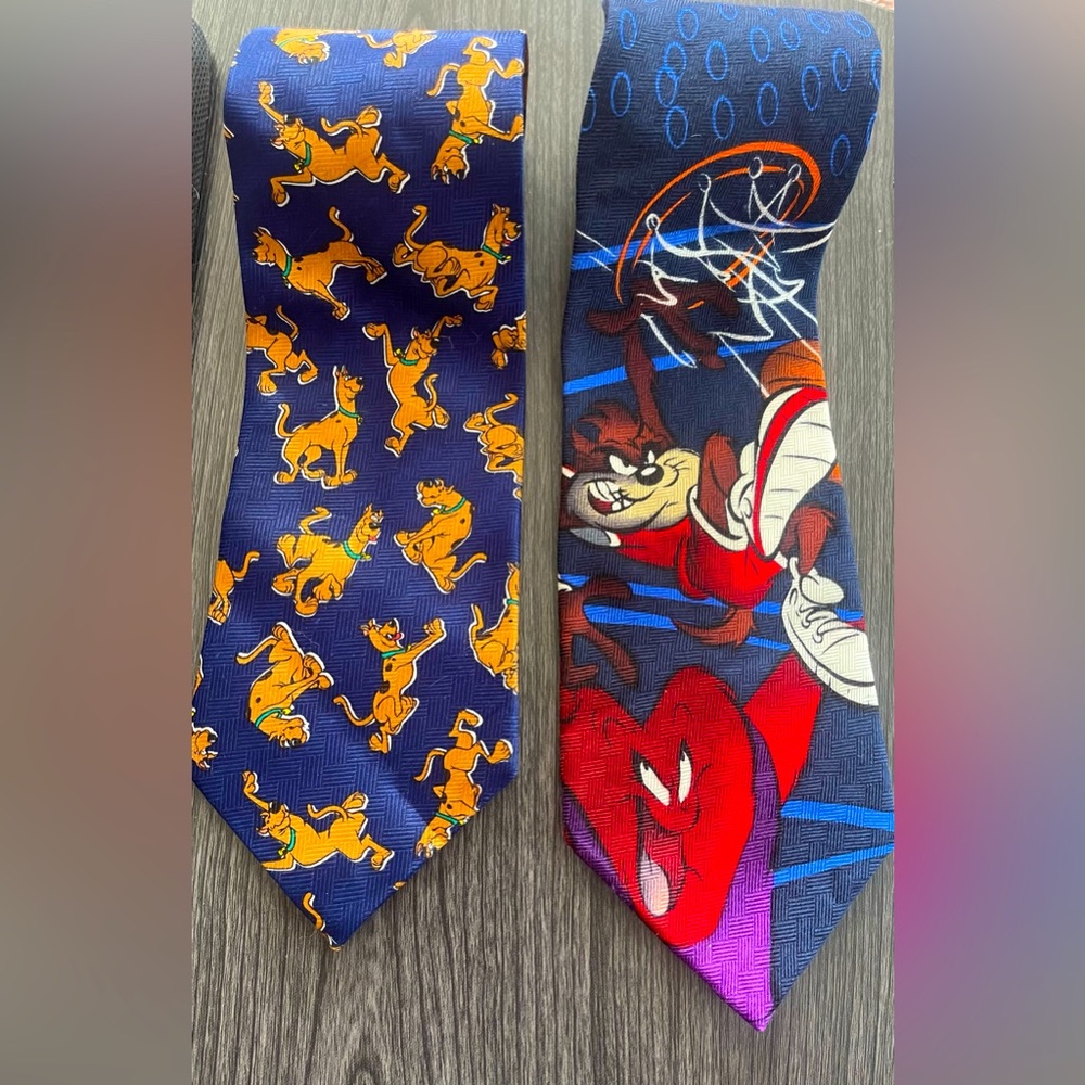 Late 90’s Character Ties: Scooby-Doo! and Looney Tunes